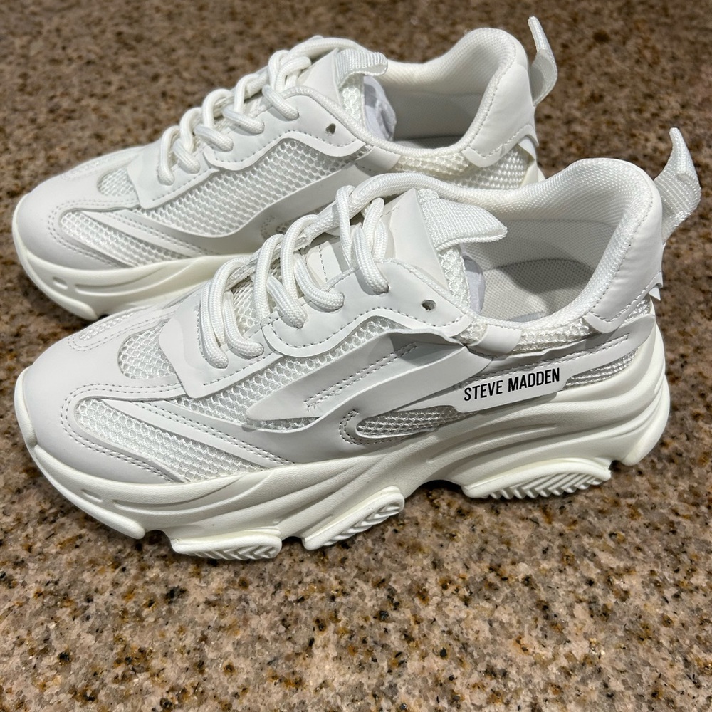 Steve Madden Possession sneakers